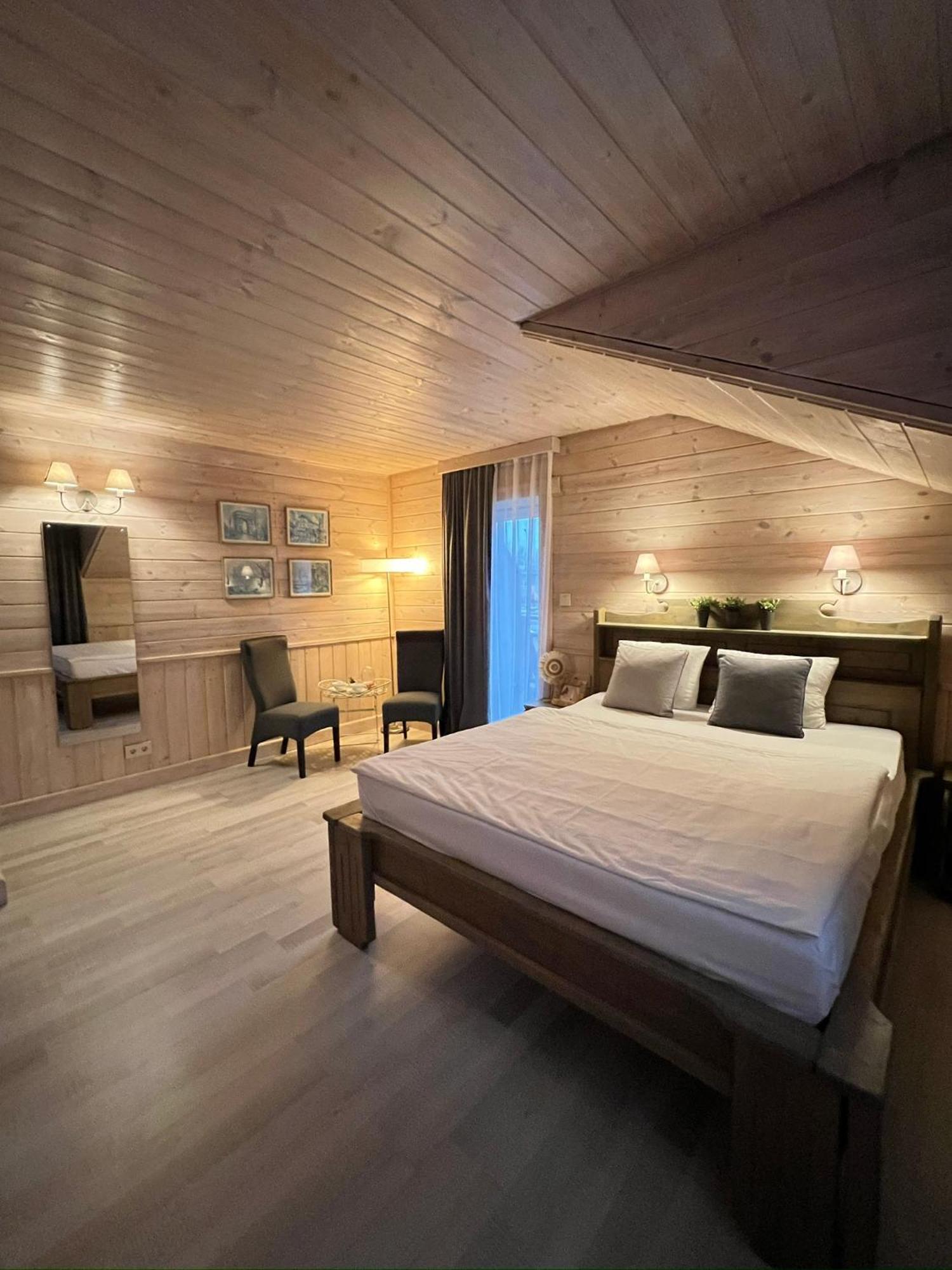 Agate Hotel Ozolnieki Екстер'єр фото
