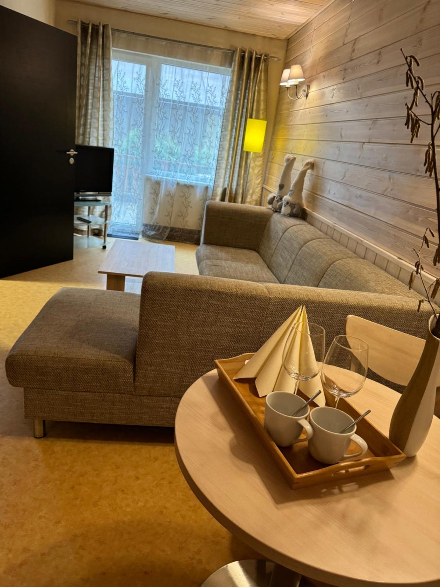 Agate Hotel Ozolnieki Екстер'єр фото