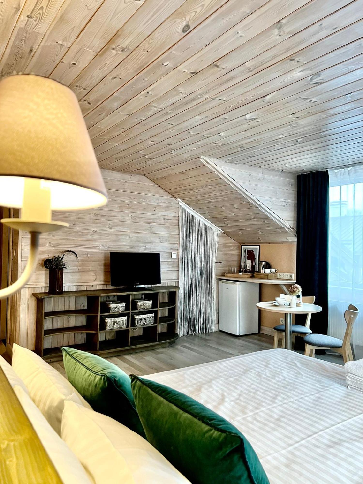Agate Hotel Ozolnieki Екстер'єр фото